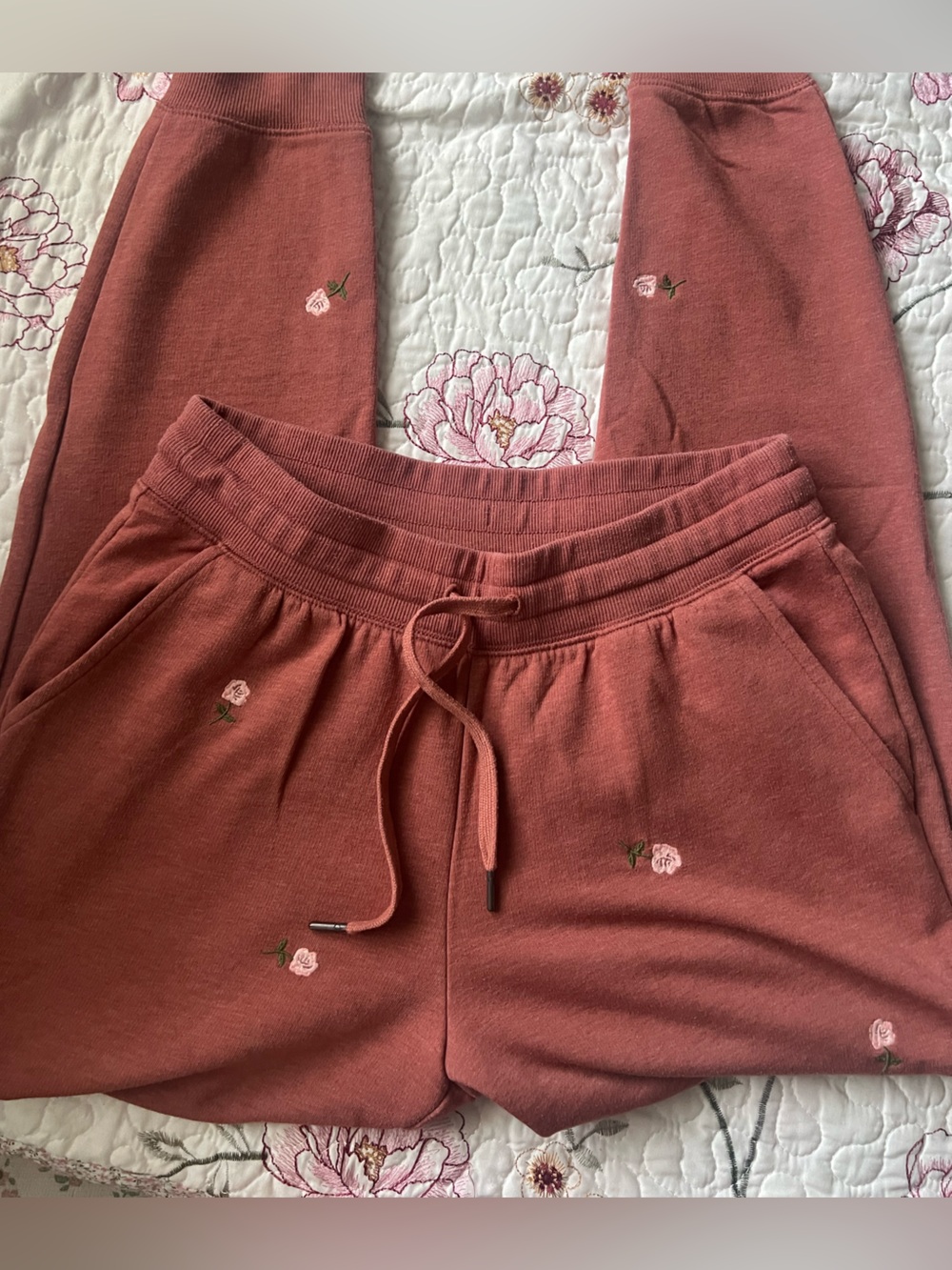 woman’s flower embroidered sweatpants